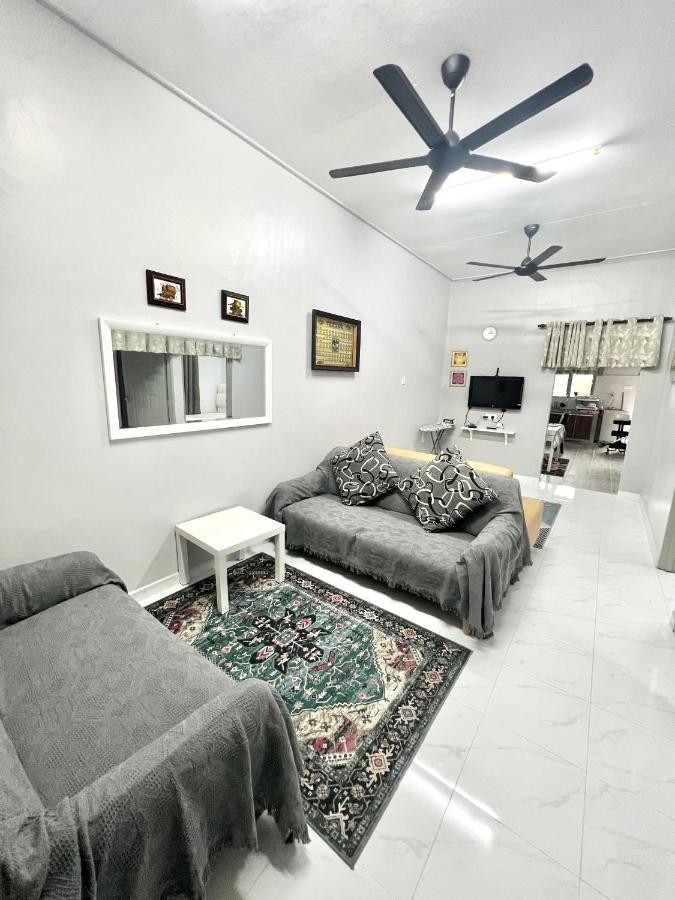 Teratai Homestay 3 Batu Buruk Κουάλα Τερενγκάνου Εξωτερικό φωτογραφία