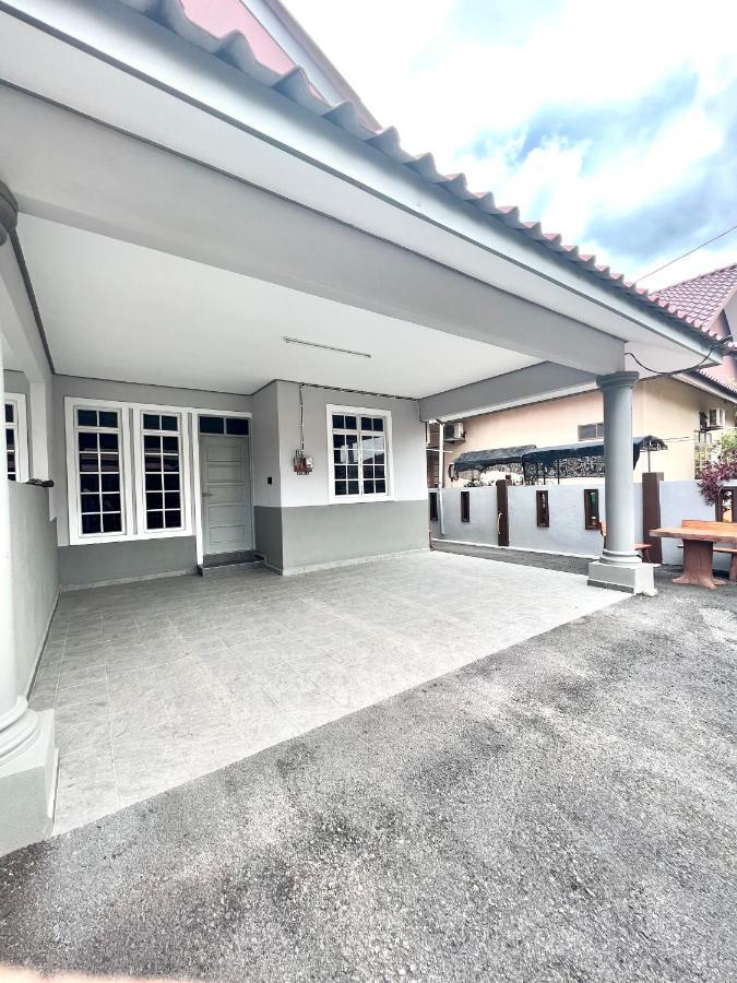 Teratai Homestay 3 Batu Buruk Κουάλα Τερενγκάνου Εξωτερικό φωτογραφία